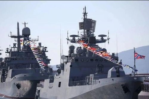 Hải quân Nga căng thẳng tứ bề: Ukraine dồn ép, NATO áp sát
