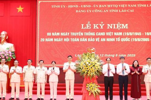 Sáng mãi hình ảnh người chiến sĩ Công an Lào Cai trong lòng dân
