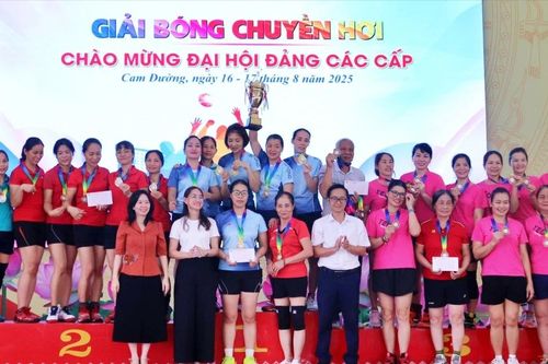 Bế mạc Giải Bóng chuyền hơi phường Cam Đường