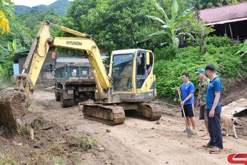 Xã Chiềng Sại ra quân 'Ngày thứ Bảy tình nguyện về xây dựng nông thôn mới'
