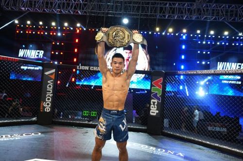 Trần Ngọc Lượng giành đai vô địch MMA
