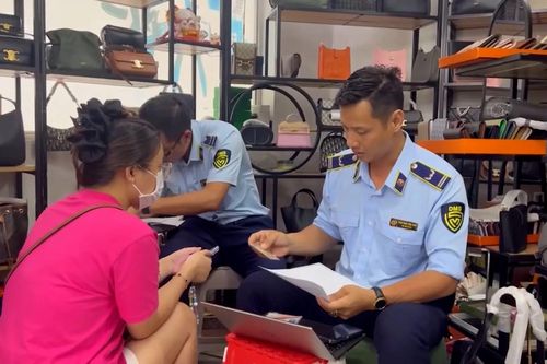 Khó khăn trong ngăn chặn hàng giả trên sàn TMĐT