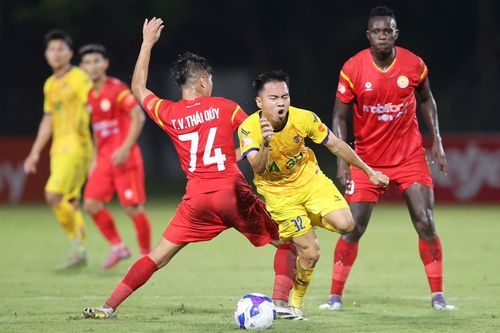 Kết quả V.League vòng 1: HAGL thảm bại, SLNA thua đội mới lên hạng