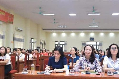 Xã Ô Diên: Tập huấn chuyên môn cho hơn 400 cán bộ quản lý, giáo viên mầm non