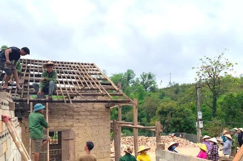 Đoàn kết bản làng, vững vàng mái ấm