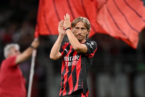 Modric ra mắt tưng bừng ở AC Milan