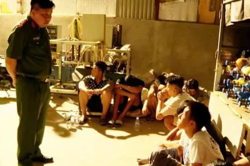 Hải Phòng: triệt phá đường dây mua bán trái phép số lượng lớn 'khí cười' liên tỉnh