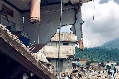 Lũ lụt nghiêm trọng tại Pakistan và Trung Quốc