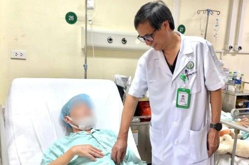 Phẫu thuật giải ép thành công dây thần kinh số 9, 10 bằng phương pháp nội soi