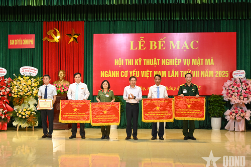 Chất lượng huấn luyện cơ yếu ngày càng đi vào chiều sâu