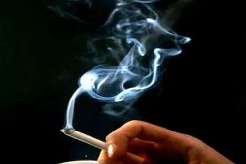 Tỷ lệ hút thuốc lá thụ động tại nhà hàng lên tới hơn 67%