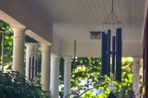 Các cụ dặn, ba âm thanh phong thủy mang điềm báo đổi đời giàu sang