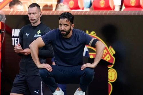 HLV Ruben Amorim uất ức sau thất bại của Man Utd