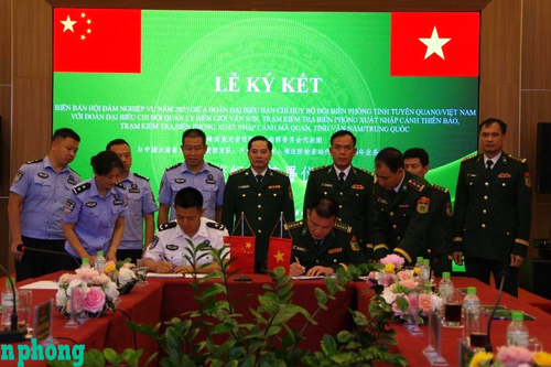 BĐBP tỉnh Tuyên Quang hội đàm nghiệp vụ với lực lượng quản lý, bảo vệ biên giới tỉnh Vân Nam, Trung Quốc