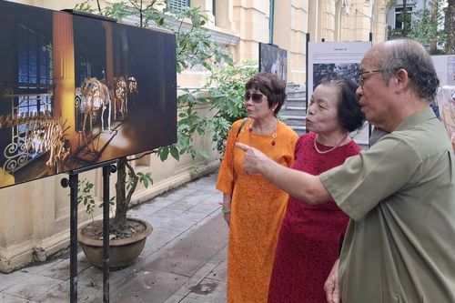 Bài 1: Tiên phong tạo dựng không gian 'di sản sống'