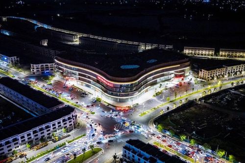 Vincom Mega Mall Royal Island - Tâm điểm bán lẻ, giải trí quy tụ loạt thương hiệu lớn