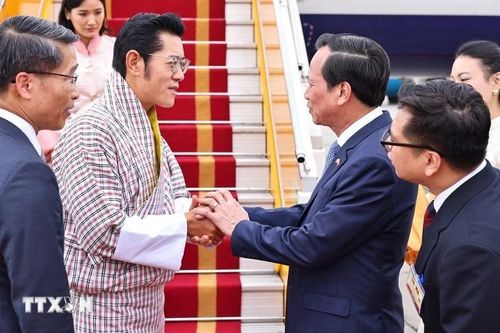 Quốc vương Bhutan và Hoàng hậu thăm cấp Nhà nước tới Việt Nam
