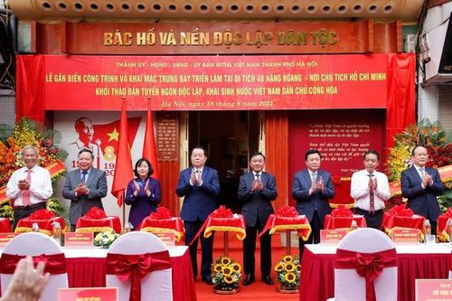 Hà Nội gắn biển công trình 48 Hàng Ngang - nơi Bác Hồ viết bản Tuyên ngôn Độc lập