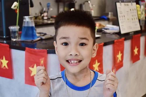 Trào lưu 'Cafe yêu nước' mừng Quốc khánh