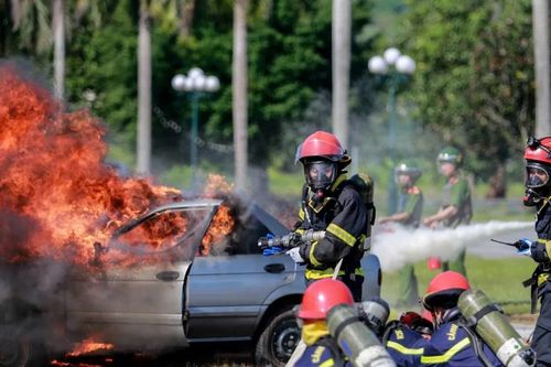 Chuyện về nghề luôn mong được... thất nghiệp