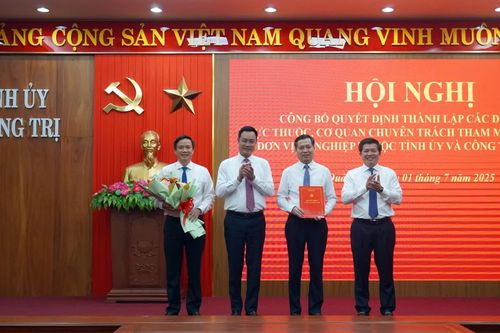 Xây dựng Đảng bộ trong sạch, vững mạnh, đóng góp tích cực vào sự phát triển của quê hương Quảng Trị