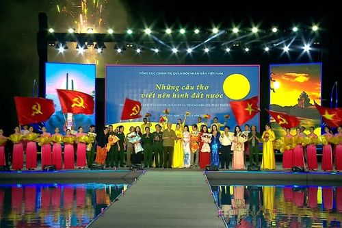 Chương trình nghệ thuật đặc biệt 'Những câu thơ viết nên hình đất nước'