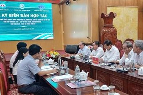 Ký kết tuyên truyền phát triển nông nghiệp hữu cơ, tuần hoàn