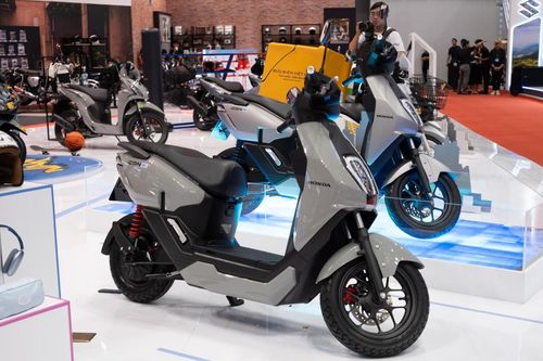 Honda bổ sung lựa chọn mua pin cho ICON e:, giá 9,8 triệu đồng