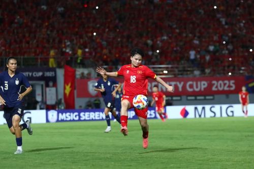 Việt Nam vs Thái Lan: Đứng dậy sau thất bại