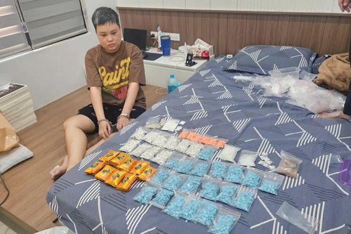 Công an Hà Nội thu giữ hơn 2kg ma túy tổng hợp