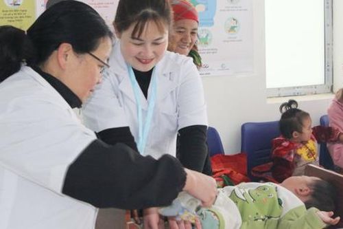 Nỗ lực cải thiện dinh dưỡng cho trẻ em vùng cao