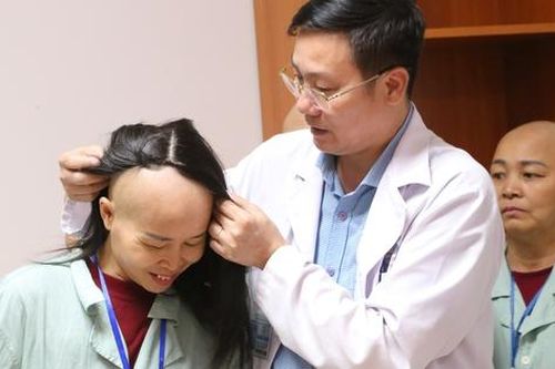 Tặng tóc - gửi yêu thương đến bệnh nhân ung thư