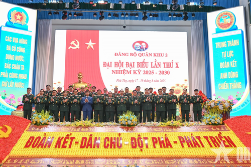 Bế mạc Đại hội đại biểu Đảng bộ Quân khu 2 lần thứ X