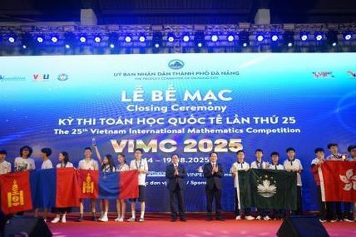 Đoàn Việt Nam đoạt thành tích xuất sắc tại Kỳ thi Toán quốc tế VIMC 2025