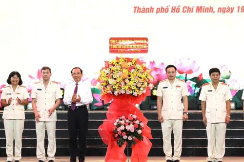 Công an TPHCM tự hào truyền thống 80 năm vì nước quên thân, vì dân phục vụ