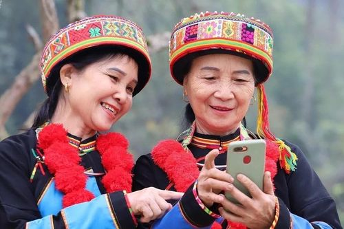 Xóa vùng trắng kỹ năng số