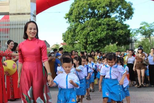 Học sinh Hà Tĩnh tựu trường từ ngày 22/8