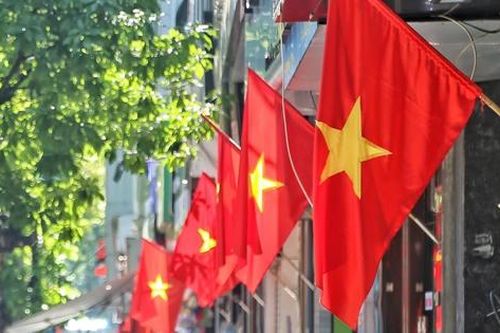 Hà Nội rợp cờ hoa Kỷ niệm 80 năm Cách mạng Tháng Tám và Quốc khánh 2/9