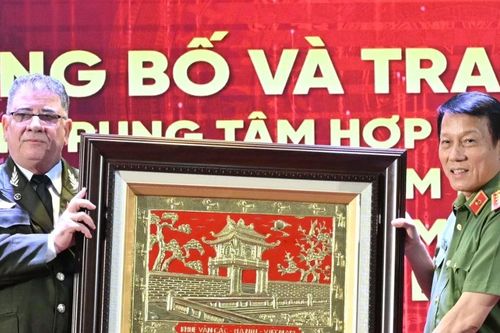 Khai trương Trung tâm hợp tác ứng dụng y tế giữa Bệnh viện 19-8 và Bệnh viện CIMEQ, Cuba