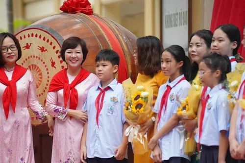 Từ tiểu học lên trung học cơ sở: Thay đổi lớn, trải nghiệm mới