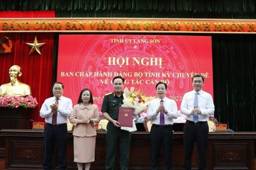Chỉ huy trưởng Bộ Chỉ huy Quân sự tỉnh Lạng Sơn nhận nhiệm vụ mới