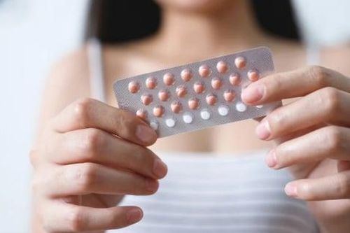Nữ công nhân nguy kịch do sử dụng thuốc tránh thai suốt 10 năm