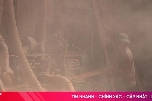 'Ngộp thở' ở làng mộc Tràng Đình