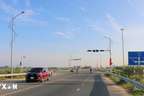 Khánh thành tuyến đường hơn 2.100 tỷ đồng kết nối giữa An Giang và Đồng Tháp