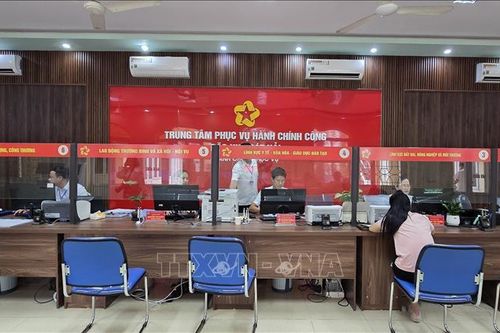 Đặc khu Cát Hải: Người dân bất tiện khi di chuyển giữa hai đảo để làm thủ tục hành chính