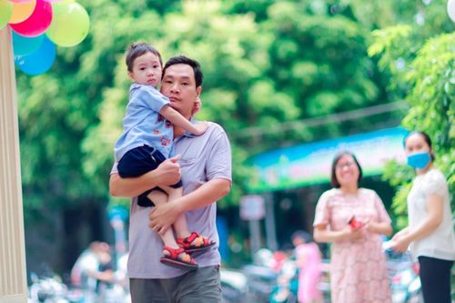 Học phí được miễn, phụ huynh vẫn phải đóng tiền cho các khoản này