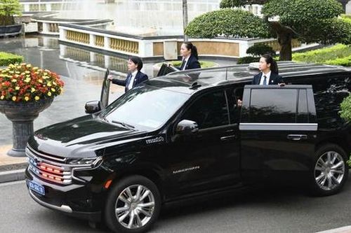 Sự đóng góp đặc biệt của những 'bóng hồng' cảnh vệ Công an