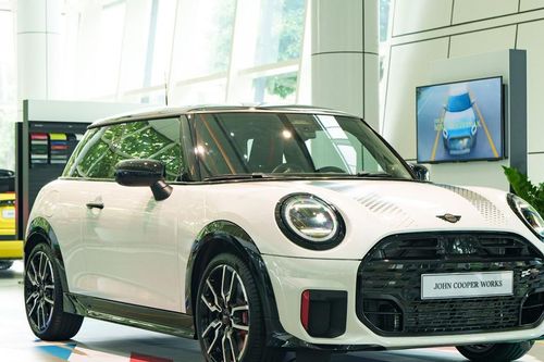 MINI John Cooper Works phiên bản nâng cấp chính thức về Việt Nam