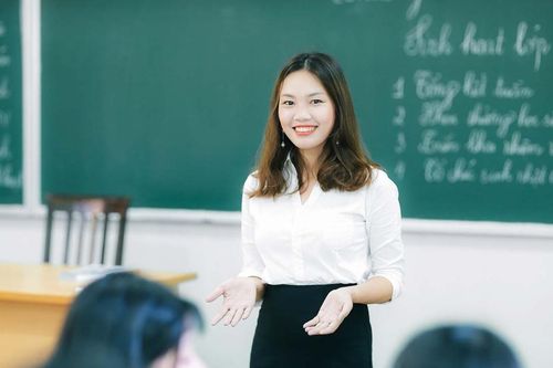 Hà Nội đăng tuyển gần 1.000 giáo viên