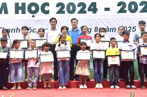 Trao Học bổng TBS Group cho 672 học sinh, sinh viên